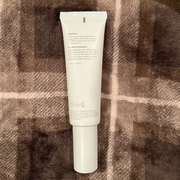 Dr. Loretta - Concentrated Firming Moisturizer - Picture 4 of 8